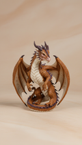 Drachenfigur aus handbemaltem Resin