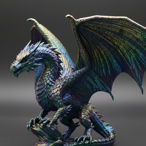 Drachenfigur Premium – Mehrfarbig irisierend